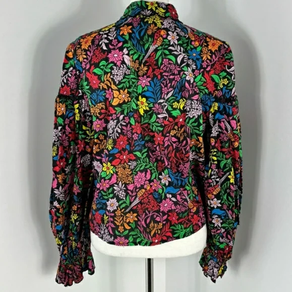 NEW Farm Rio floral button down shirt - Picture 4 of 7